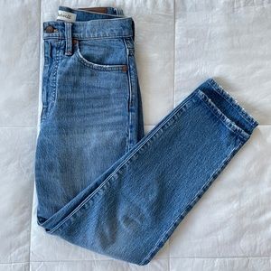 Madewell Classic Straight Jeans - Size 23